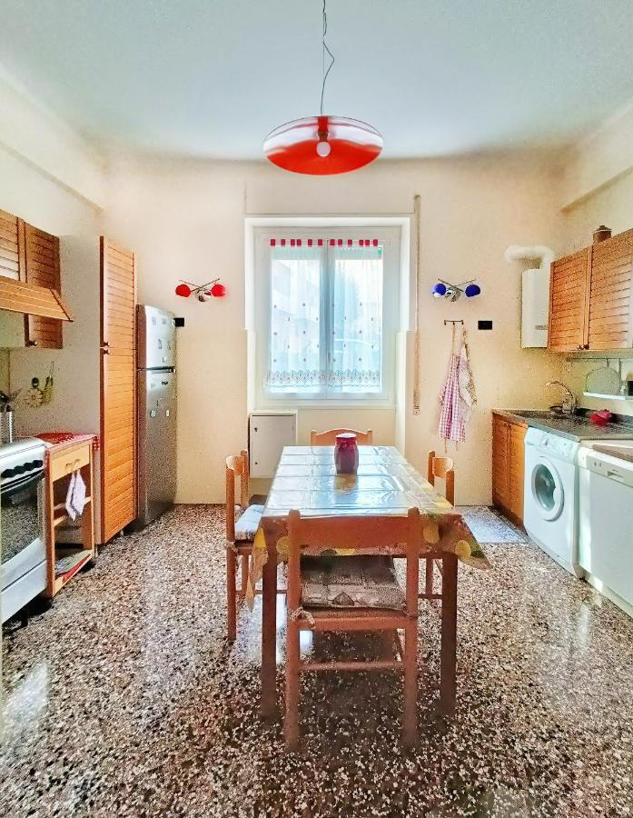 San Martino Appartament Con Parcheggio Privato Genua Exterior foto