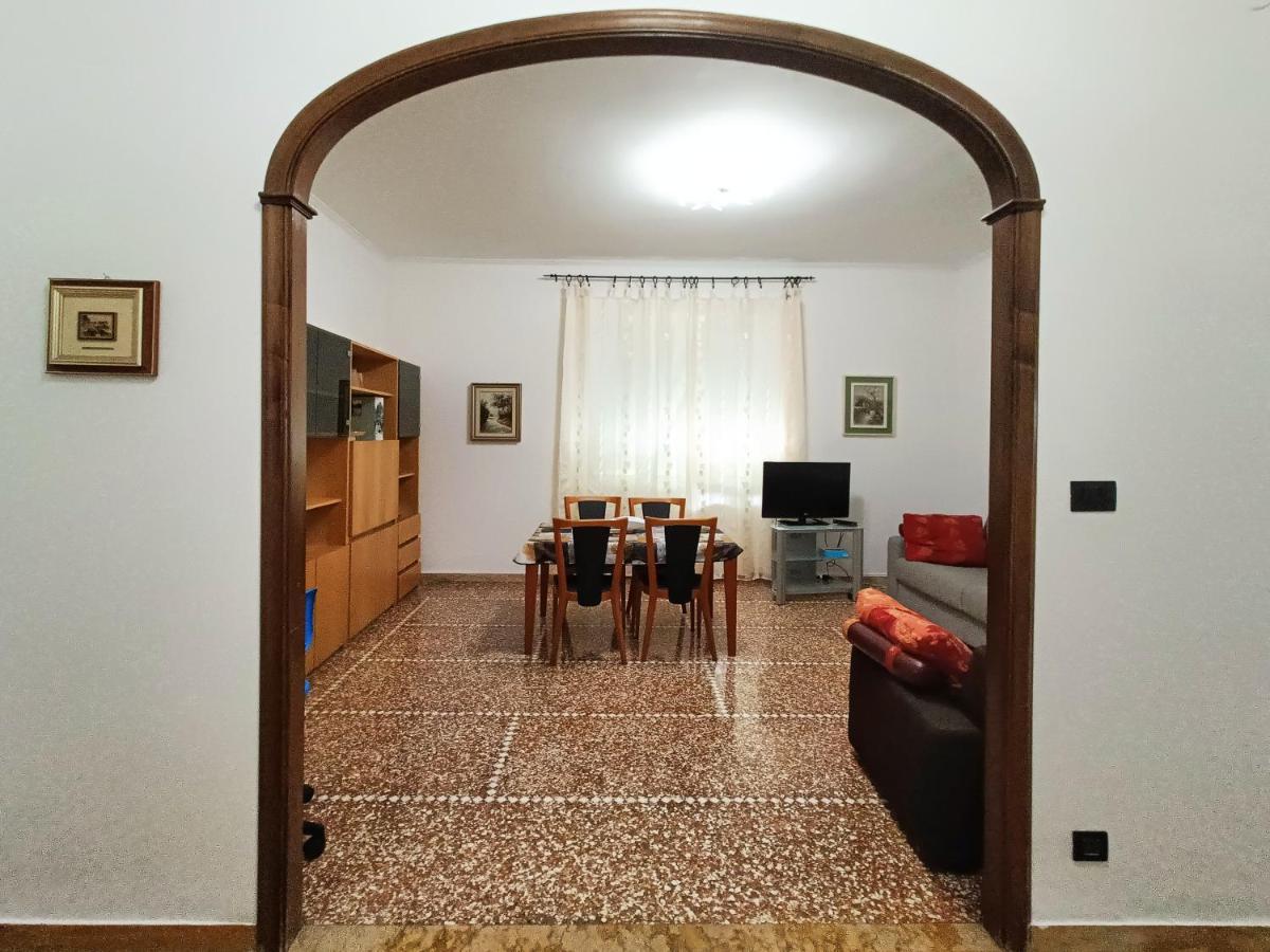 San Martino Appartament Con Parcheggio Privato Genua Exterior foto